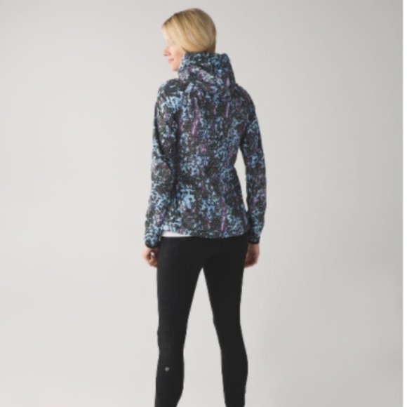 🦄RARE Lululemon Back Pack It Jacket -Floral Sport - Picture 3 of 16